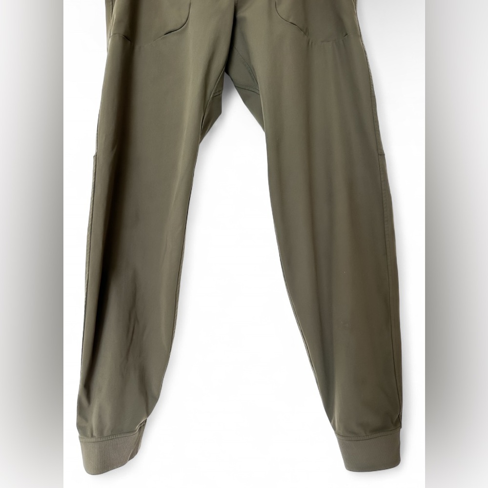 Lululemon ABC Jogger Men's Dark Olive Jogger Pants - Size XLarge - Picture 9 of 12